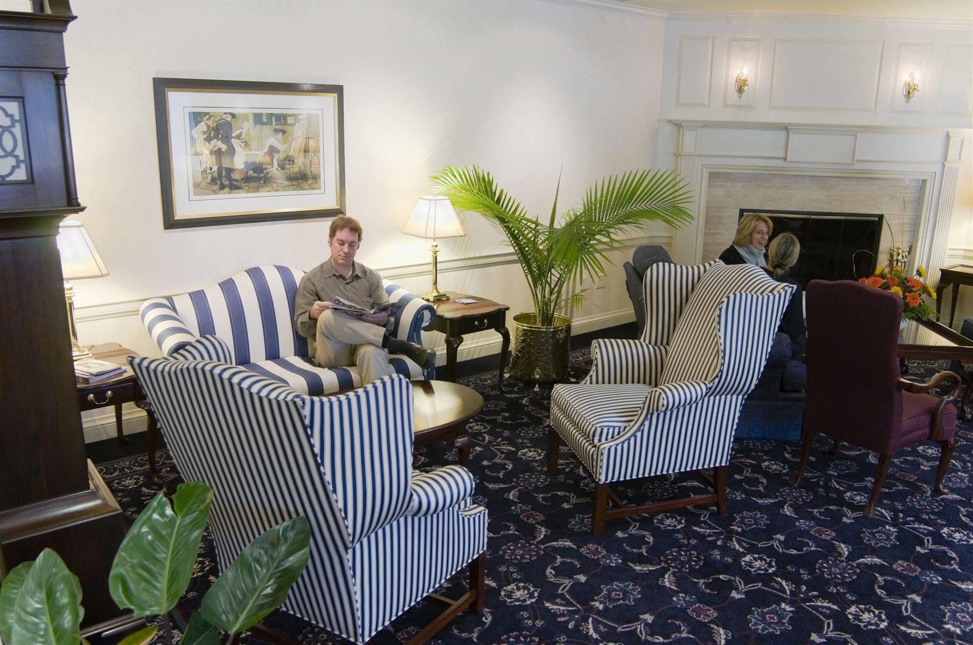 Nittany Lion Inn State College Extérieur photo